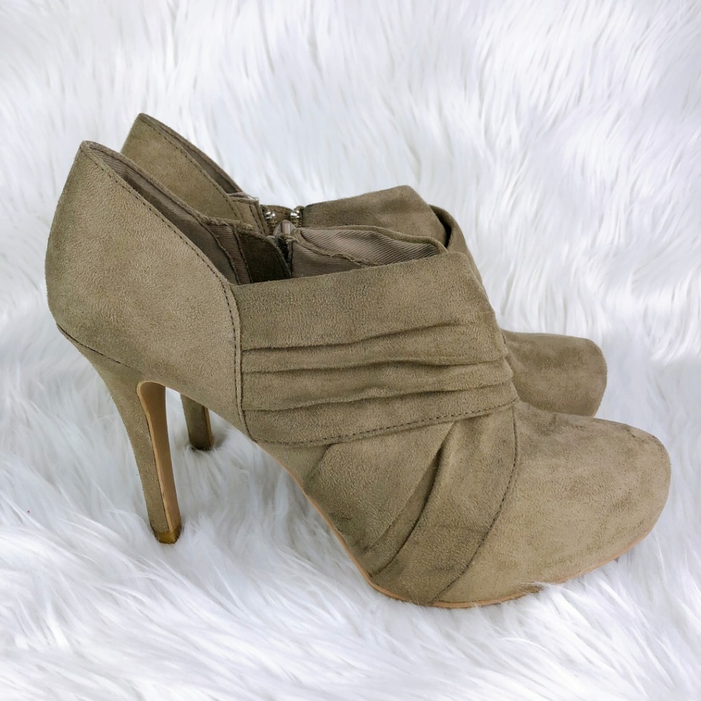 Ruched Platform Heeled Booties